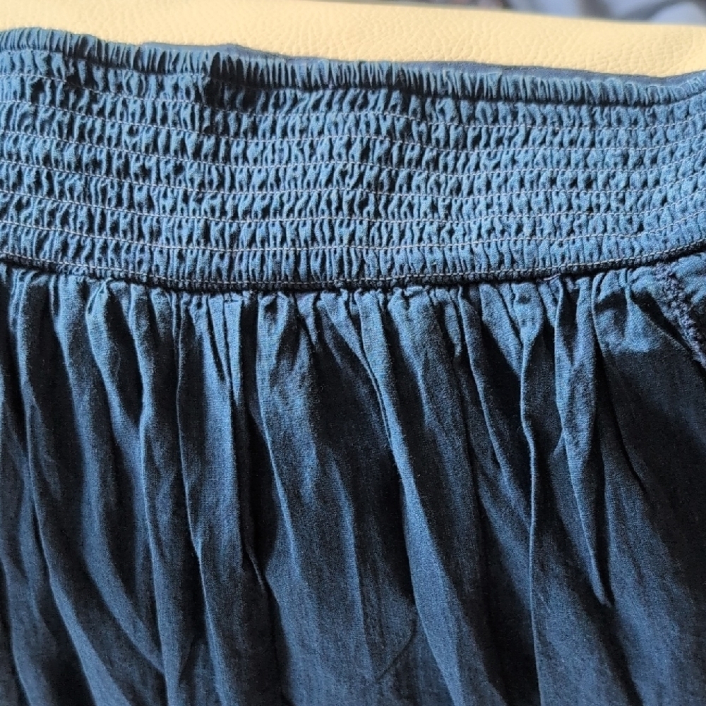 AEO Navy Ruffle Set - Picture 14 of 16